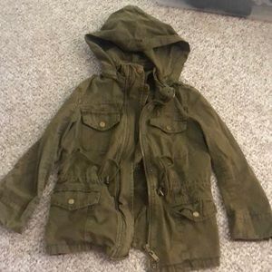 Super cute green anarak jacket ! Size small!